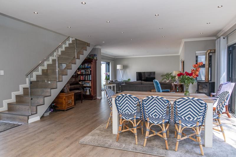 To Let 3 Bedroom Property for Rent in Constantia Western Cape